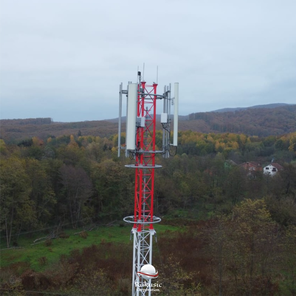 telekomunikacije stup metal
